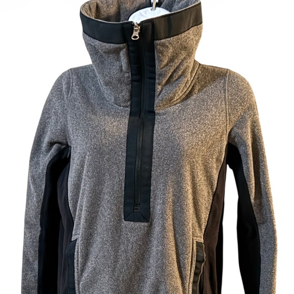 Lululemon Athletica Grey Black Fleece Quarter Zip Pullover Sweatshirt Women Sz 6